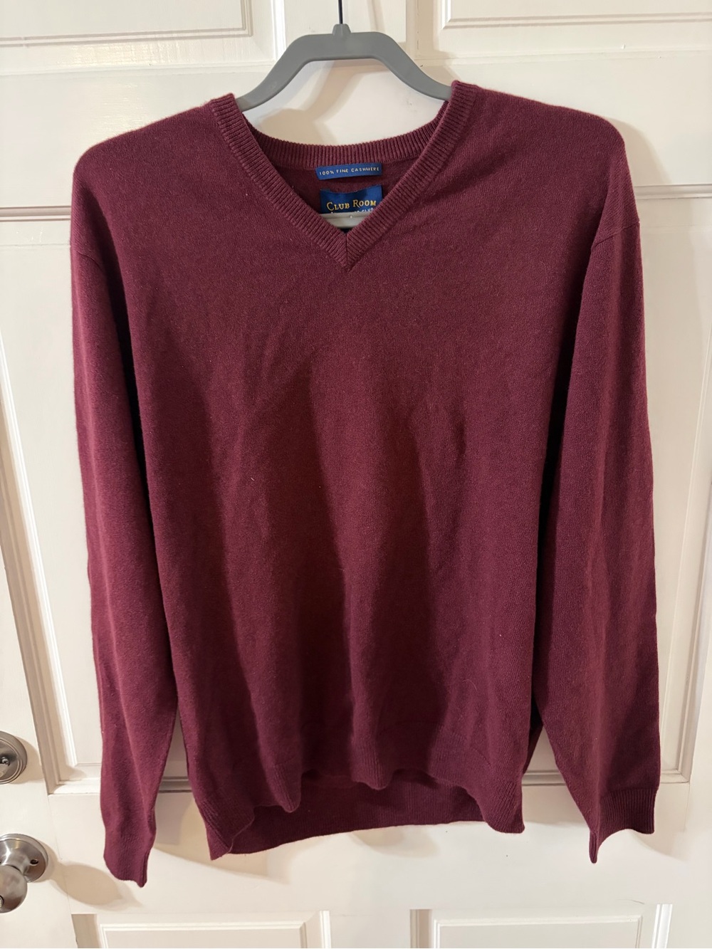 NWT Club Room by Charter Club 100% 2 Ply Fine Cashmere V-Neck Sweater Plum L